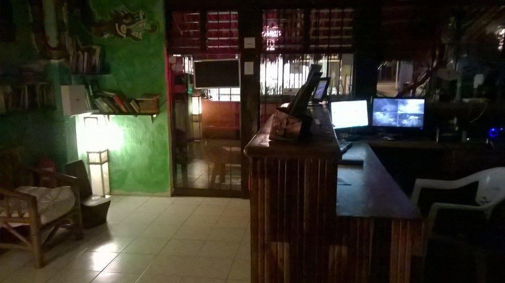 Mayan Hostel Cancun Ngoại thất bức ảnh